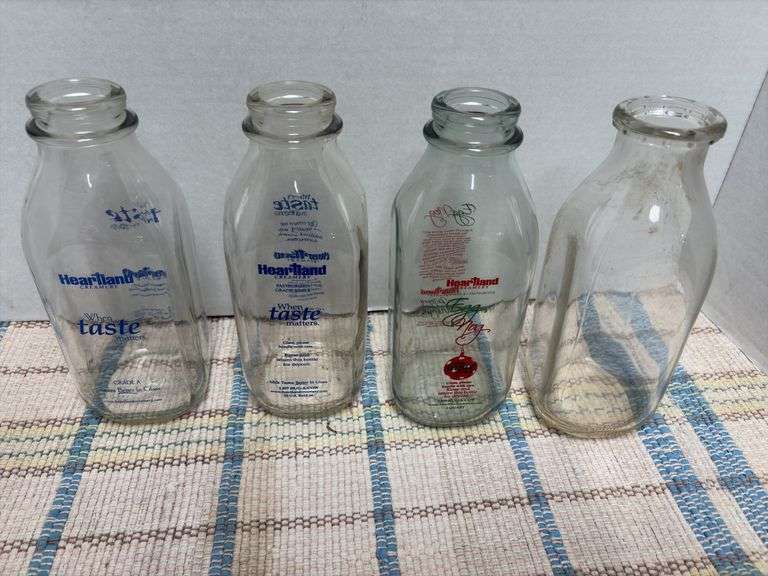 8 bottle carrier with 4 milk bottles