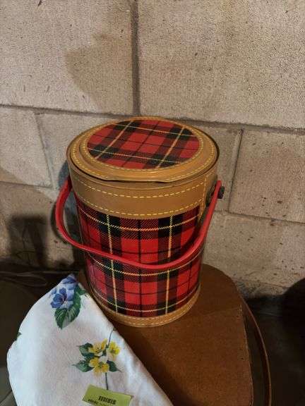 Square picnic basket, metal plaid picnic basket and tablecloth