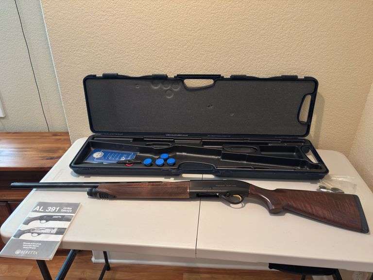Beretta, model AL391 Urika, 20ga, semi-auto, serial #AA164762 multiple chokes, hard gun case. This item will require buyer to pass a NICS Check. image
