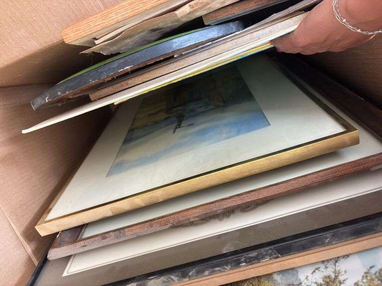 Large box of artwork does include some quality pieces, wildlife landscape, etc.