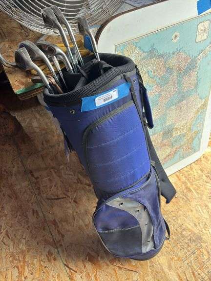 Brand new golf bag with Dunlop clubs