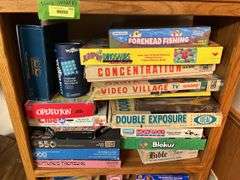 Carrom board and accessories, Chinese checker board, wood game set, puzzles and games for all ages