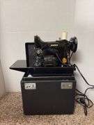 Singer Featherweight sewing machine in case