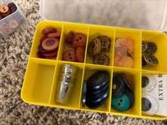 6 boxes of color sorted, assorted buttons