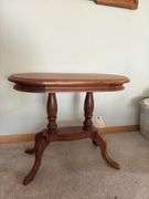 Amana walnut oval lamp table 14 x 27 x 22H