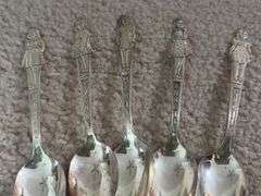 Dionne Quints spoons