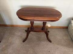 Amana walnut oval lamp table 14 x 27 x 23H