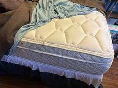 Full sized bed with Posture Comfort mattress