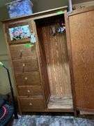 20D x 44O x 71H wardrobe NO CONTENTS