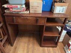 22D x 42L x 30H desk with work light