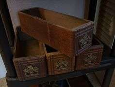 Singer treadle Sewing machine we Think these drawears fit the machine but they are at another location.