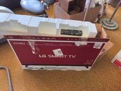 LG 32” smart TV w/ remote