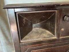13D x 31L x 36H Freshman Masterpiece floor model radio