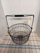 Keen Co. egg basket, very nice!