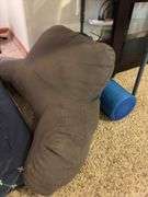 2 air mattresses, arm pillow and back roller