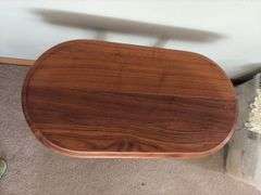Amana walnut oval lamp table 14 x 27 x 22H