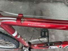 Giant Yukon 19.5"  21 speed bike