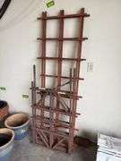 4 wood trellisses