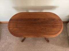 Amana walnut oval lamp table 14 x 27 x 22H