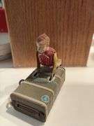 Key wind valet toy