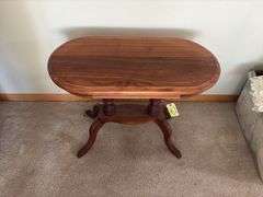 Amana walnut oval lamp table 14 x 27 x 22H