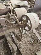 2 buzz saws, belt drive