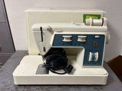 Singer portable sewing machine