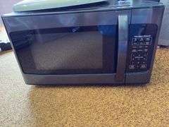 Hamilton Beach 1000W microwave