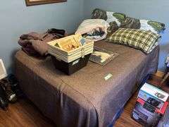 Full sized bed with Posture Comfort mattress