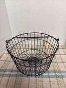 Keen Co. egg basket, very nice!