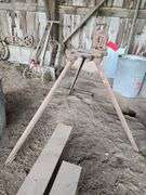 Pipe threading stand