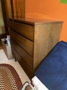Bassett 4 drawer dresser 18D x 40L x43H