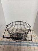 Keen Co. egg basket, very nice!