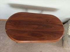 Amana walnut oval lamp table 14 x 27 x 23H