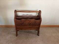 Amana walnut magazine rack 18 x 19H