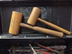 Toolbox w/ tools