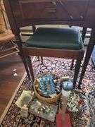 Singer elec sewing machine in stand and sewing notions