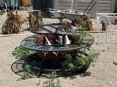 Metal fire pit with swing away top