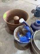 Copper look planter, plastic sprinkling can, metal buckets