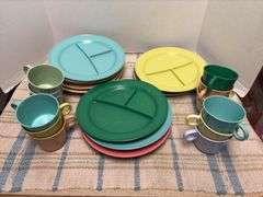 Retro plastic dishes and cups Hemcoware