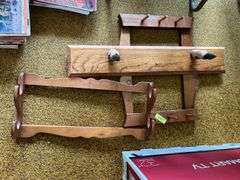 Deer hoof gun rack, 3 gun wall rack and 2 gun wall rack