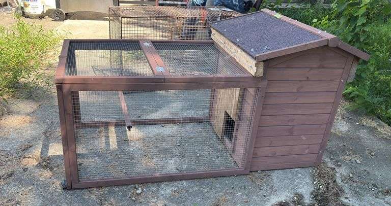 Small animal house 27x60x31H image