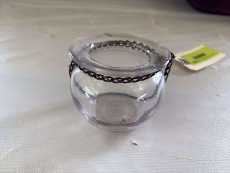 Hanging match holder image