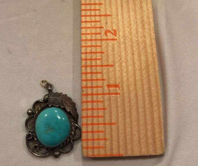 Turquoise pendant, unmarked image