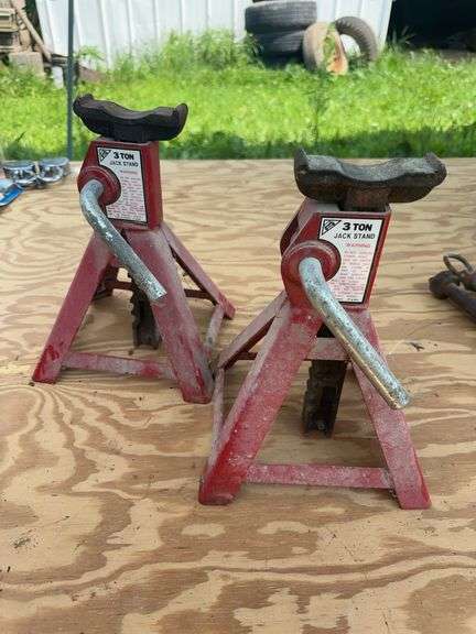 Pair 3 ton jack stands image