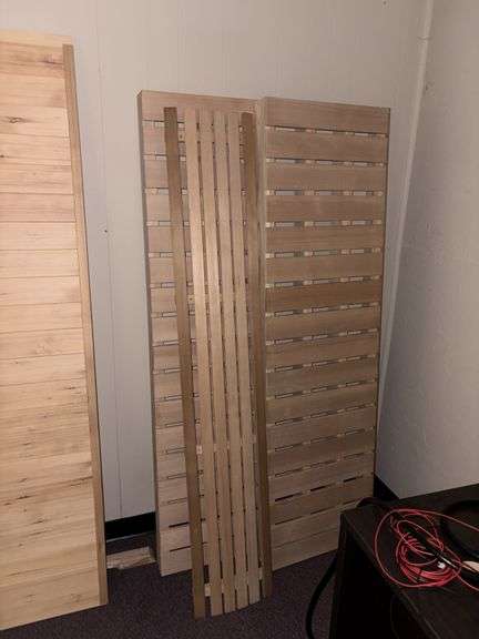 48x72 finnleo traditional ? spa possibly with Bluetooth These are untested floor model spas, sold AS IS. This unit is not put together, but we believe it to be complete