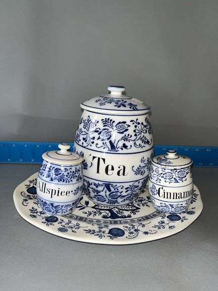 Germany marked blue and white kitchen containers TEA jar is damaged, see photos image