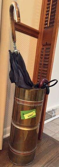 20” tall Made in Holland umbrella stand with umbrellas image