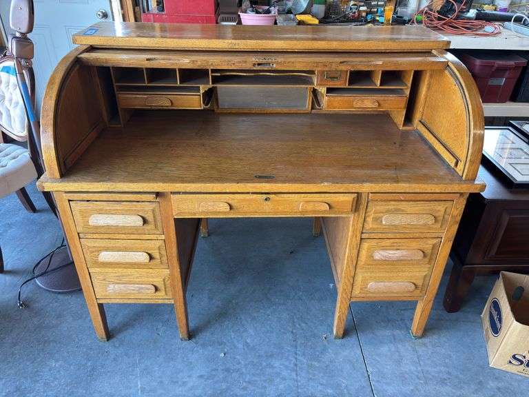 Antique oak roll top desk 55“ x 32 x 44 image