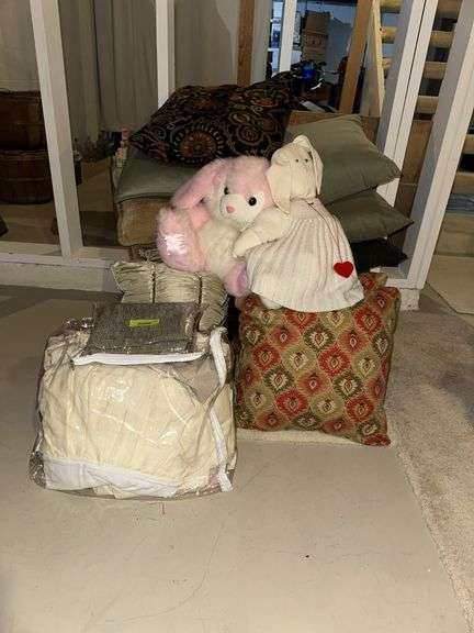 Pillows, pillows, pillows